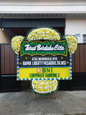Papan Bunga Duka di Talumolo