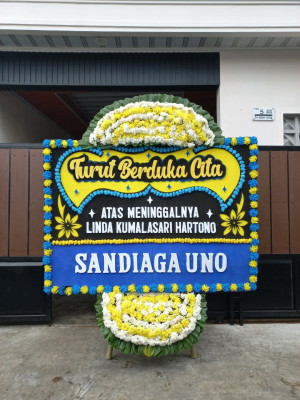 Papan Bunga Duka di Talumolo